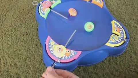 Настольная игра юла на запуске 4 шт, игровое поле, в коробке